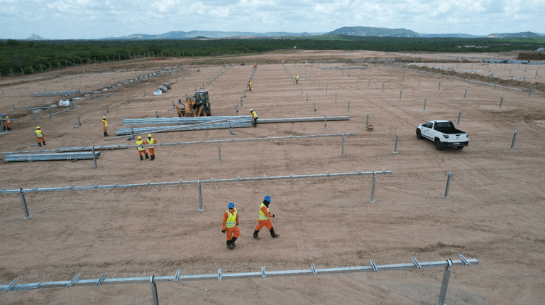 obras-usina-solar-luzia