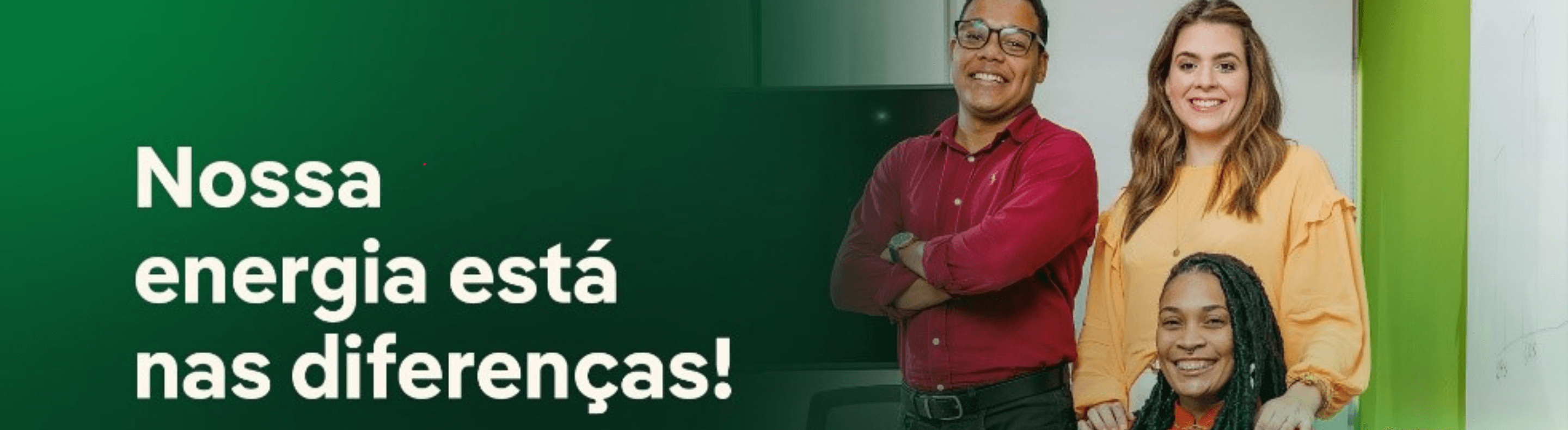 Imagem de propaganda com texto e pessoas