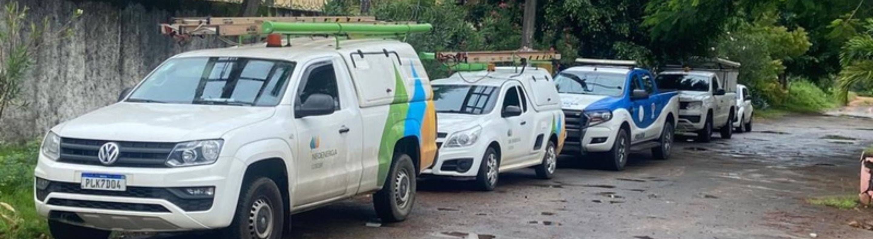 Veículos da Neoenergia Coelba e Polícia Civil