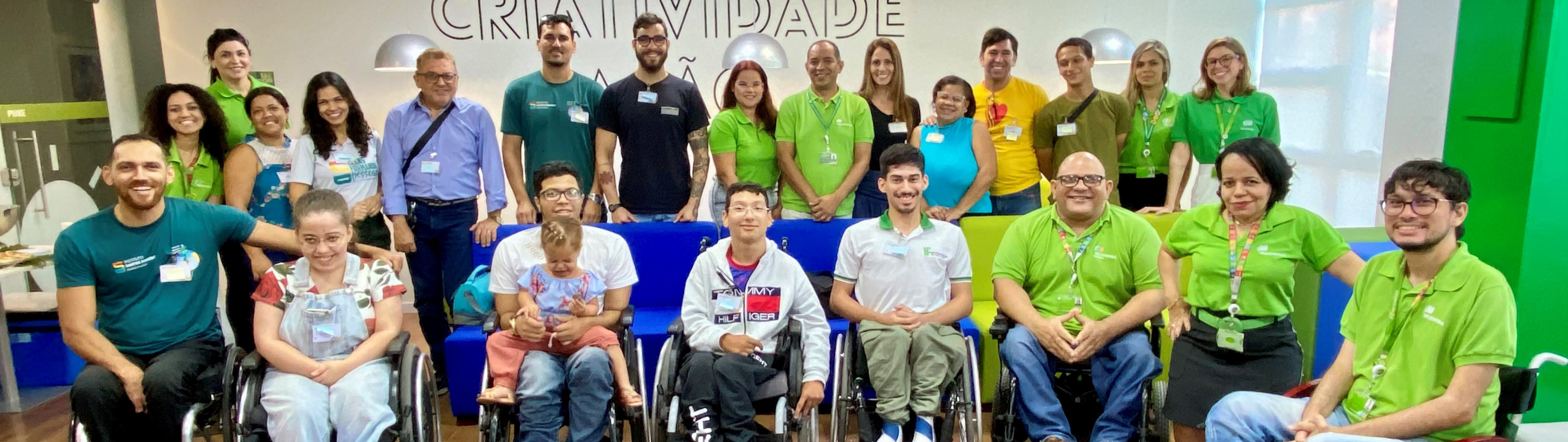 Adolescentes com deficiência usuários do Instituto Santos Dumont (ISD) conhecem a Neoenergia Cosern