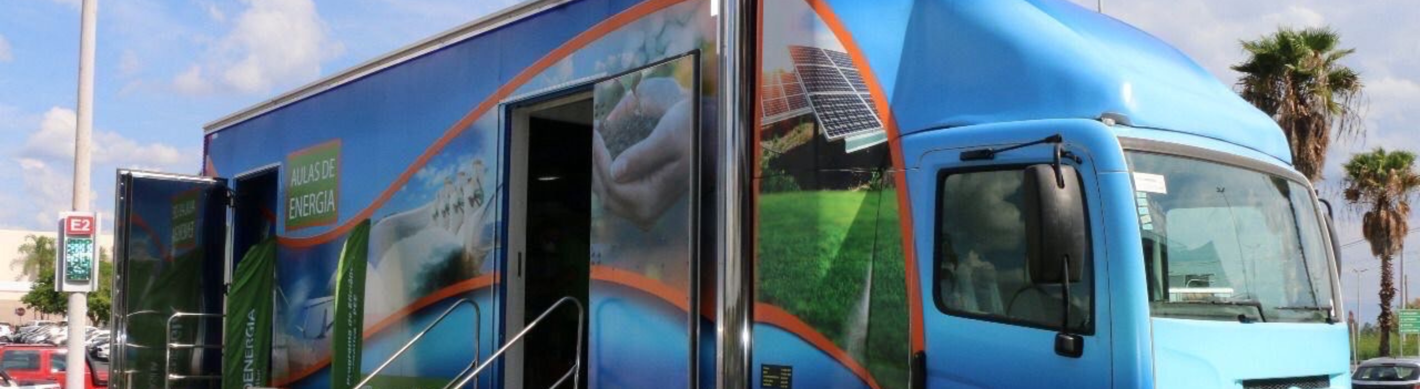 Unidade Móvel Educativa da Neoenergia Brasília