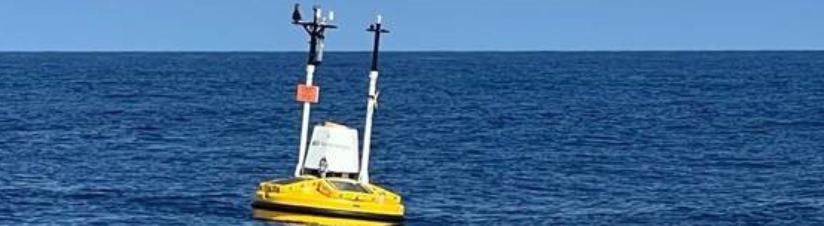 Neoenergia instala sistema flutuante pioneiro no Brasil para estudos de medição eólica offshore