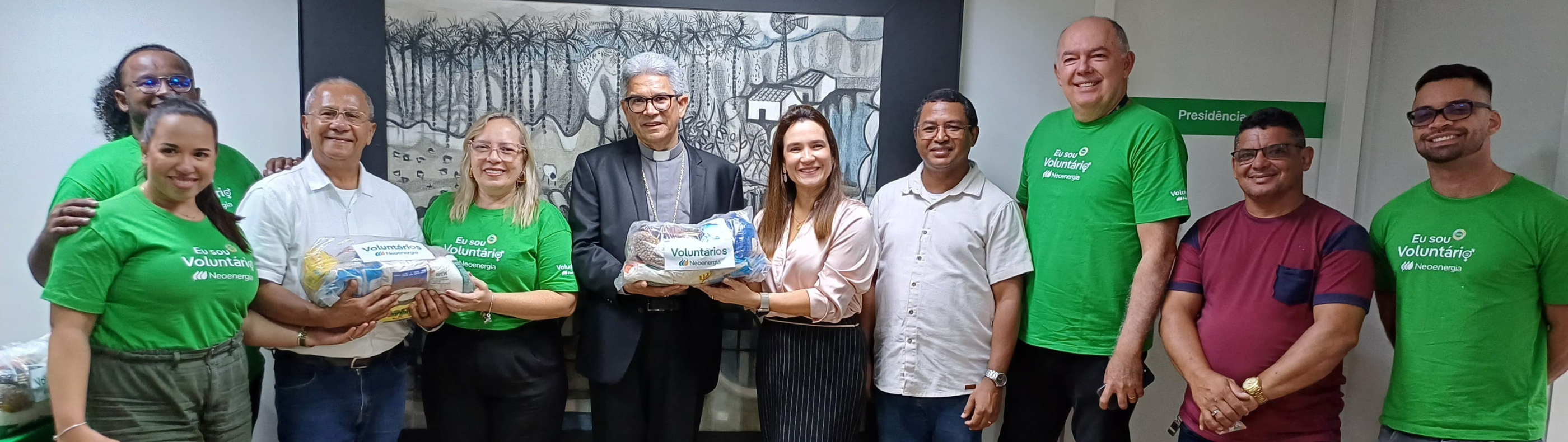 Mais de 5 toneladas de alimentos são doadas por voluntários da Neoenergia Cosern a 16 instituições potiguares