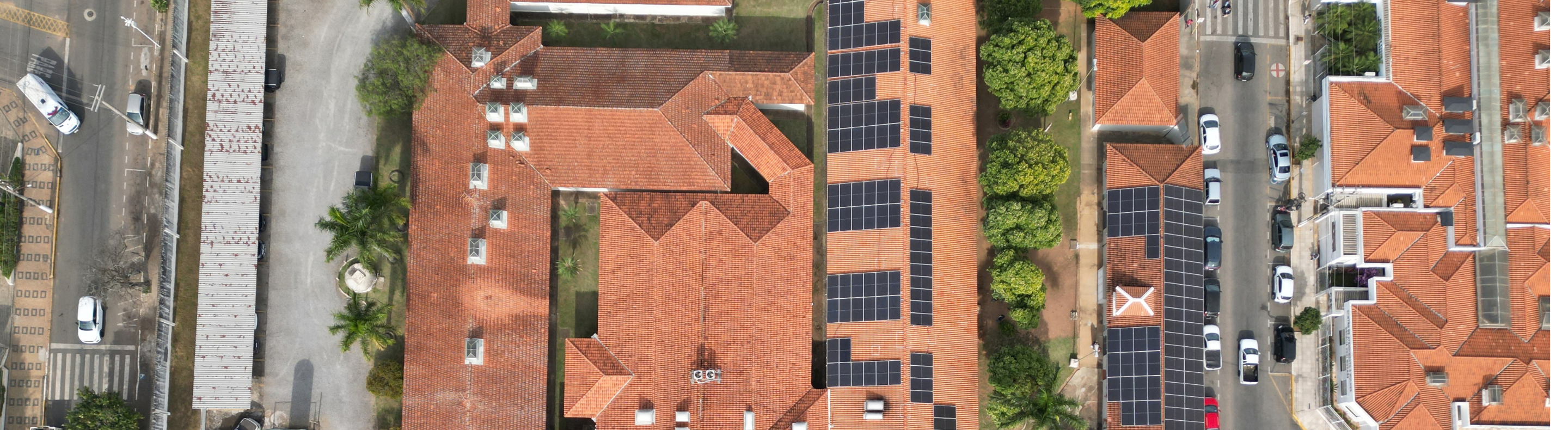 Hospital de Caridade, em Vargem Grande do Sul, inaugura usina solar instalada pela Neoenergia Elektro